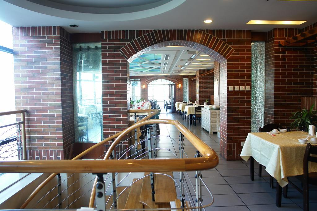 Jingbin Hotel Beijing Exterior photo