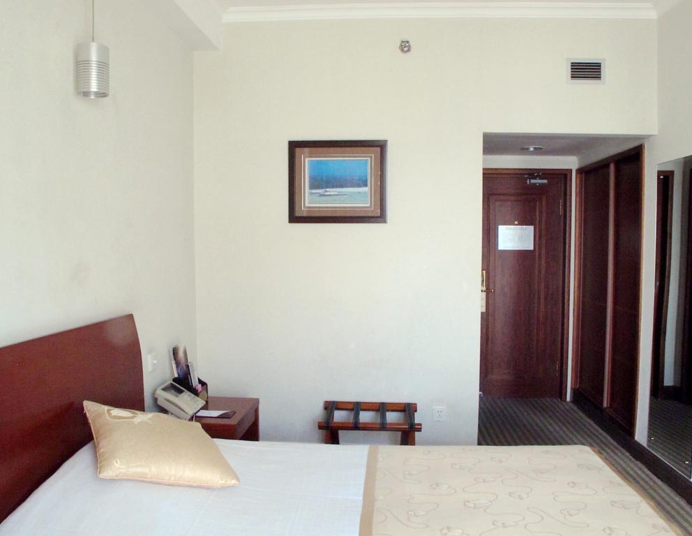 Jingbin Hotel Beijing Exterior photo
