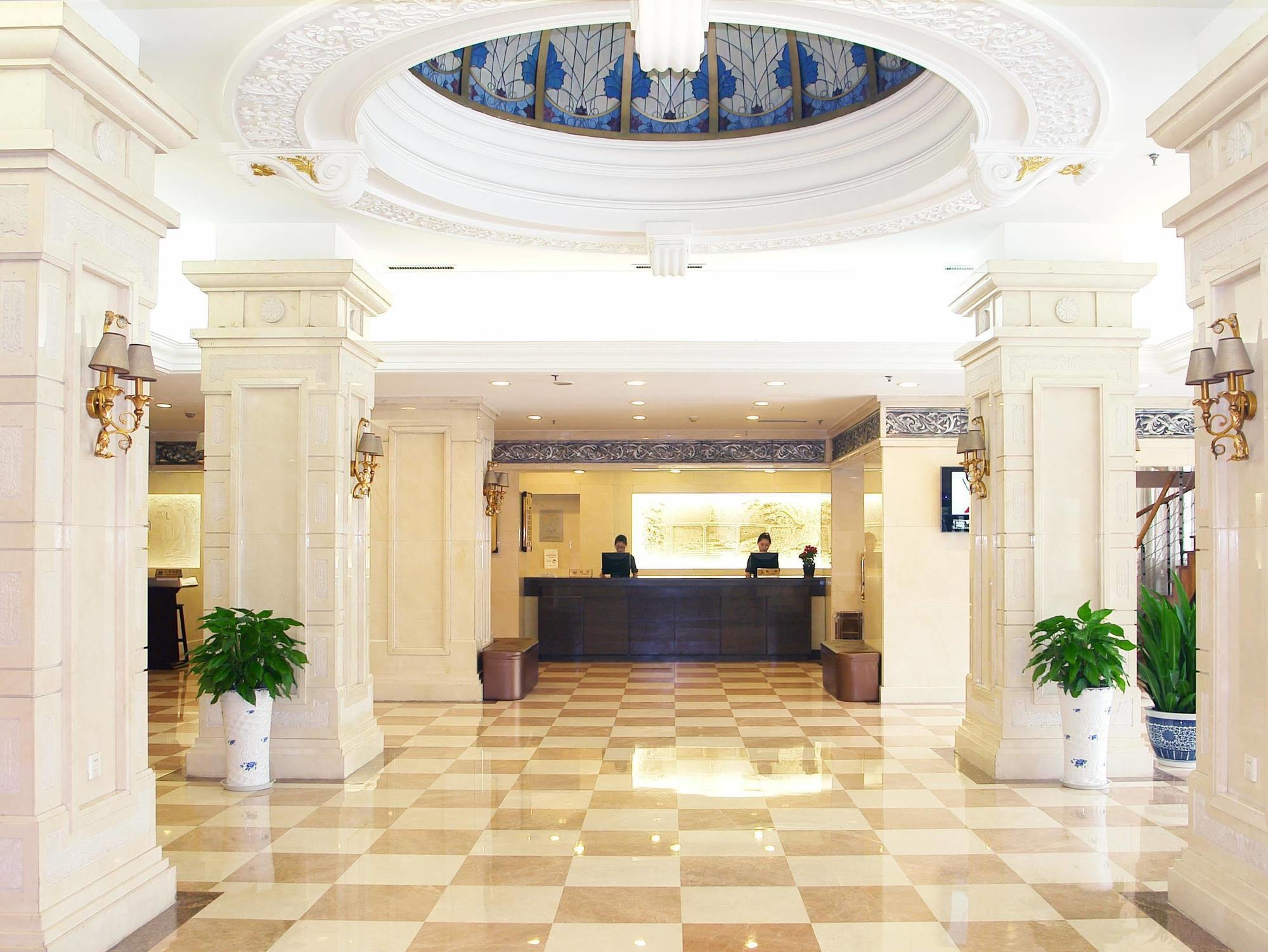 Jingbin Hotel Beijing Exterior photo