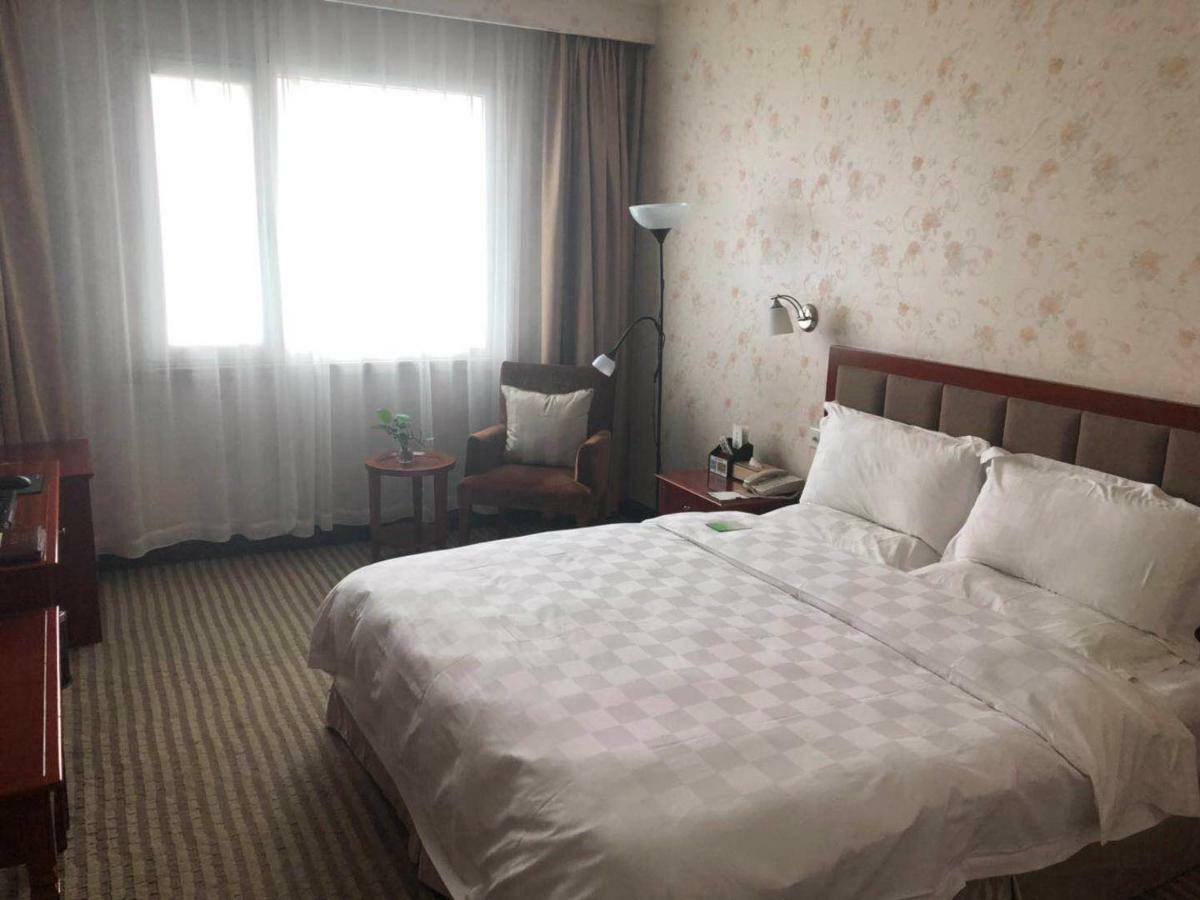 Jingbin Hotel Beijing Exterior photo